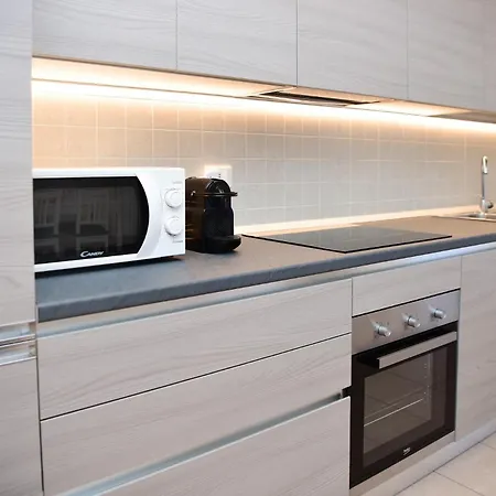 Apartment Infinity *